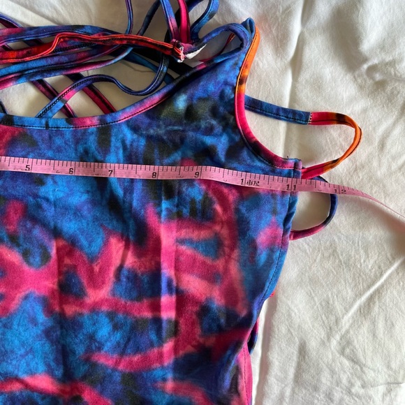 🌺Great Used Condition: Beautiful tie dye maxi dress in an array of bold colors - Picture 4 of 6